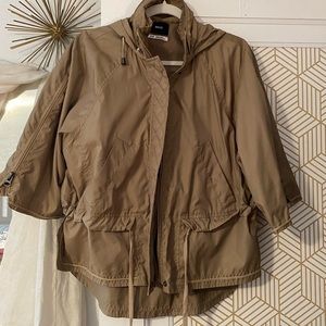Unique water resistant jacket